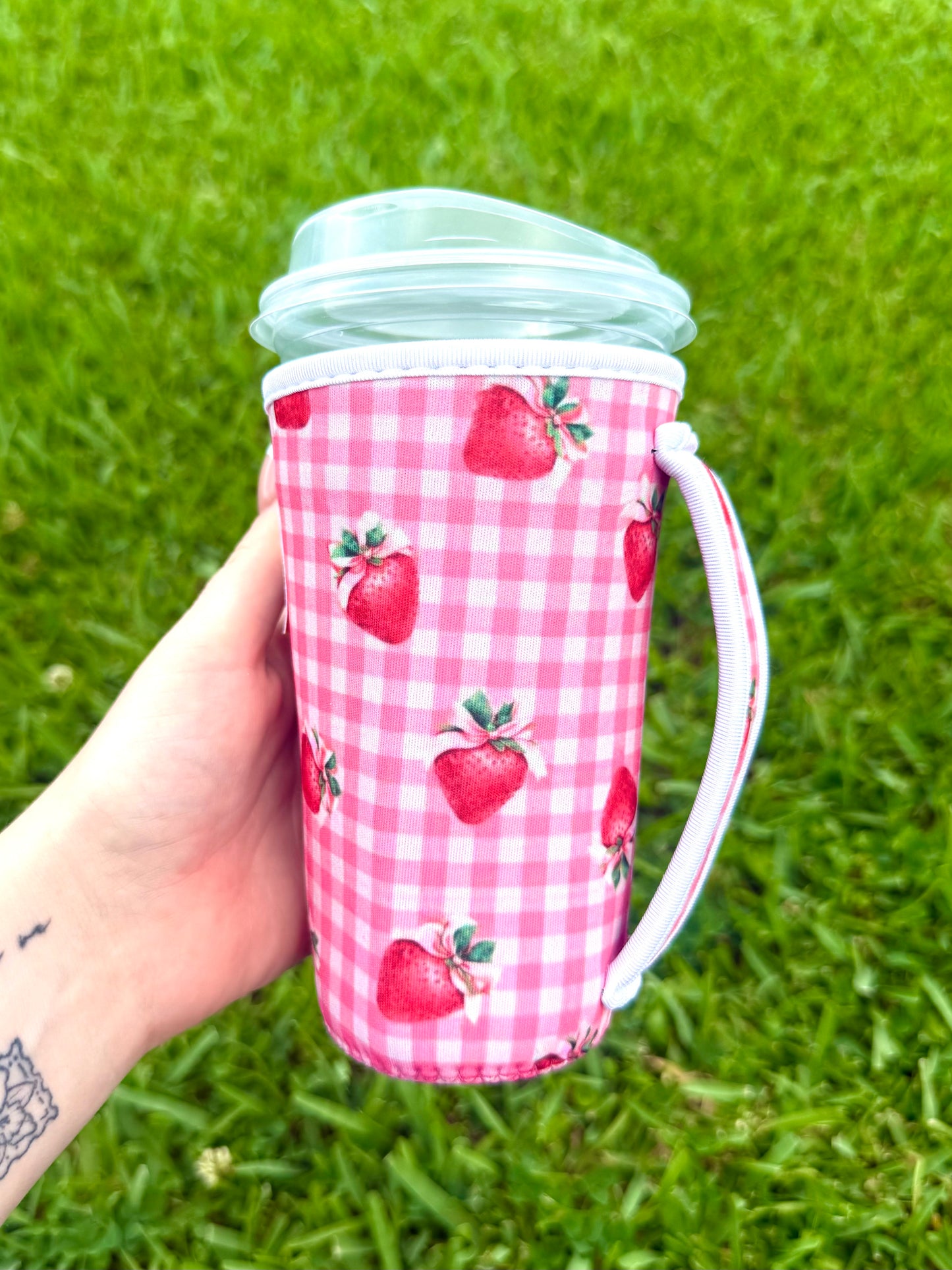 Strawberry Large W Handle