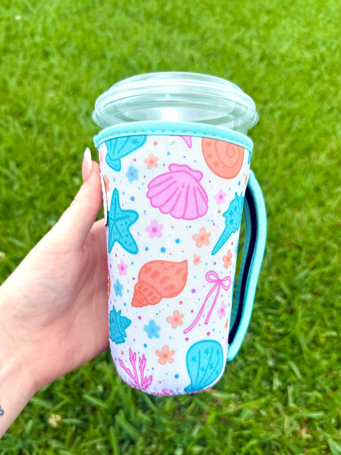 Shell Large W Handle