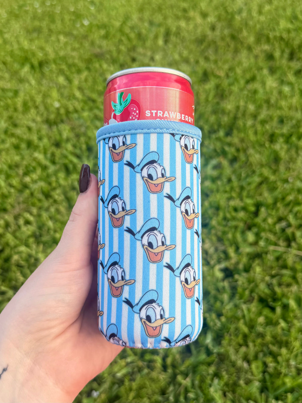 Disney Donald Slim Can Sleeve