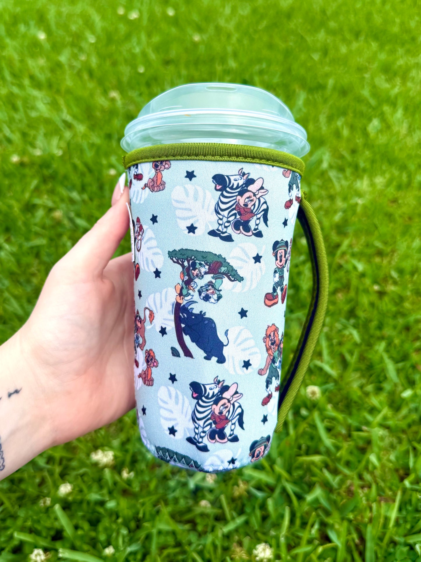 Animal Kingdom Large W Handle