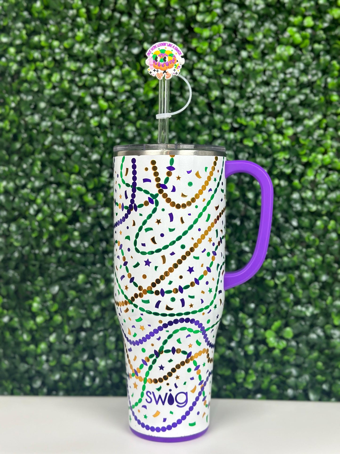 Out Here Lookin Like a Snack King Cake Mardi Gras Straw Topper